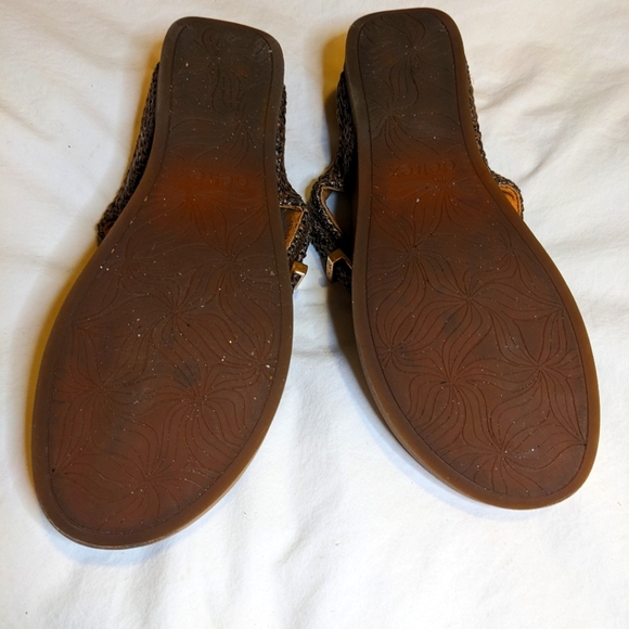 Aetrex  size 7, Tan ,2 inch wedge Sandal - Picture 2 of 5